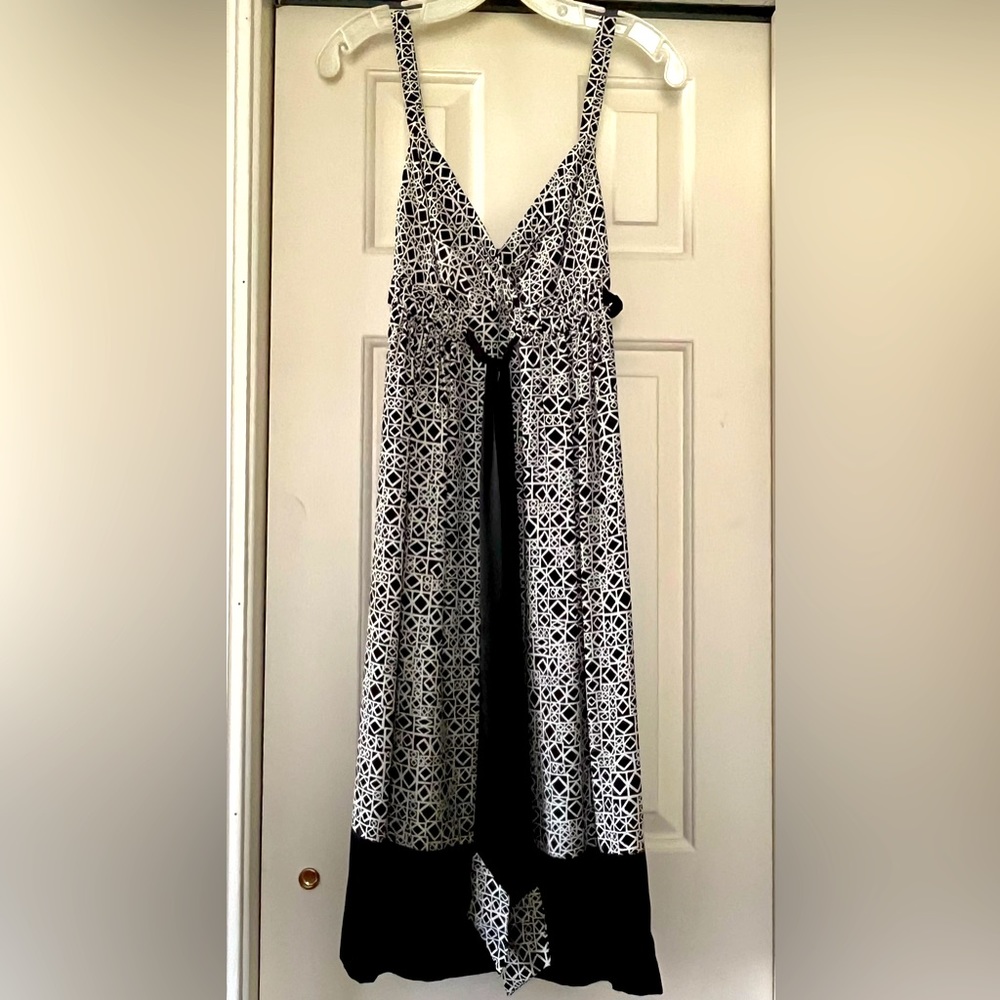 BCBGMax Atria sundress, silk w/ silk lining, size 4